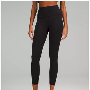 NWOT Lululemon Wunder Train High-Rise Tight 25"